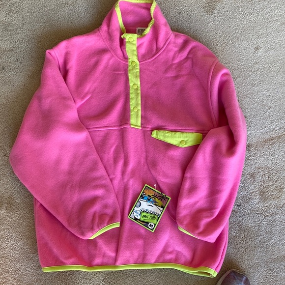 Pink Fleece Top NEW - Picture 1 of 6